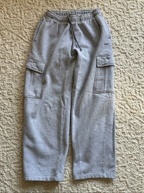 Aritzia TNA  "Sweatfleece" Cozy Fleece Gray Cargo Megafit Sweatpants
